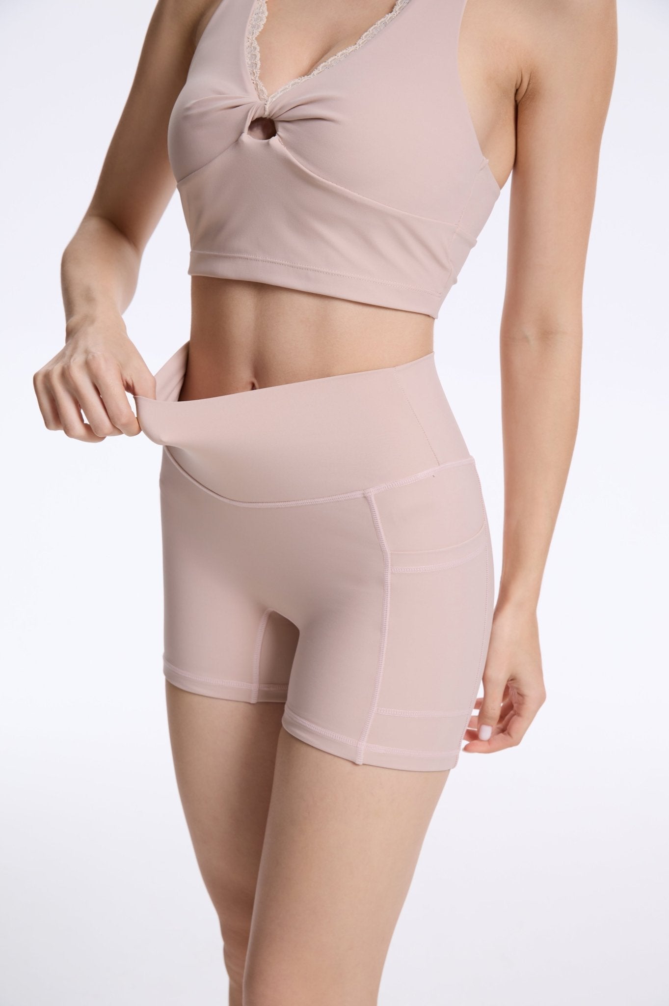 AirEase High - waisted Shorts with Pockets - Light Pink - MYSILVERWIND