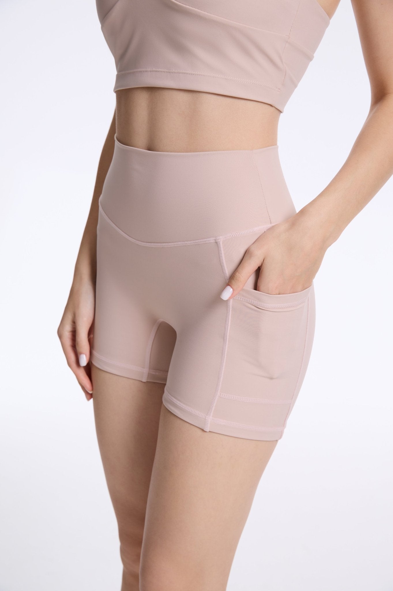 AirEase High - waisted Shorts with Pockets - Light Pink - MYSILVERWIND