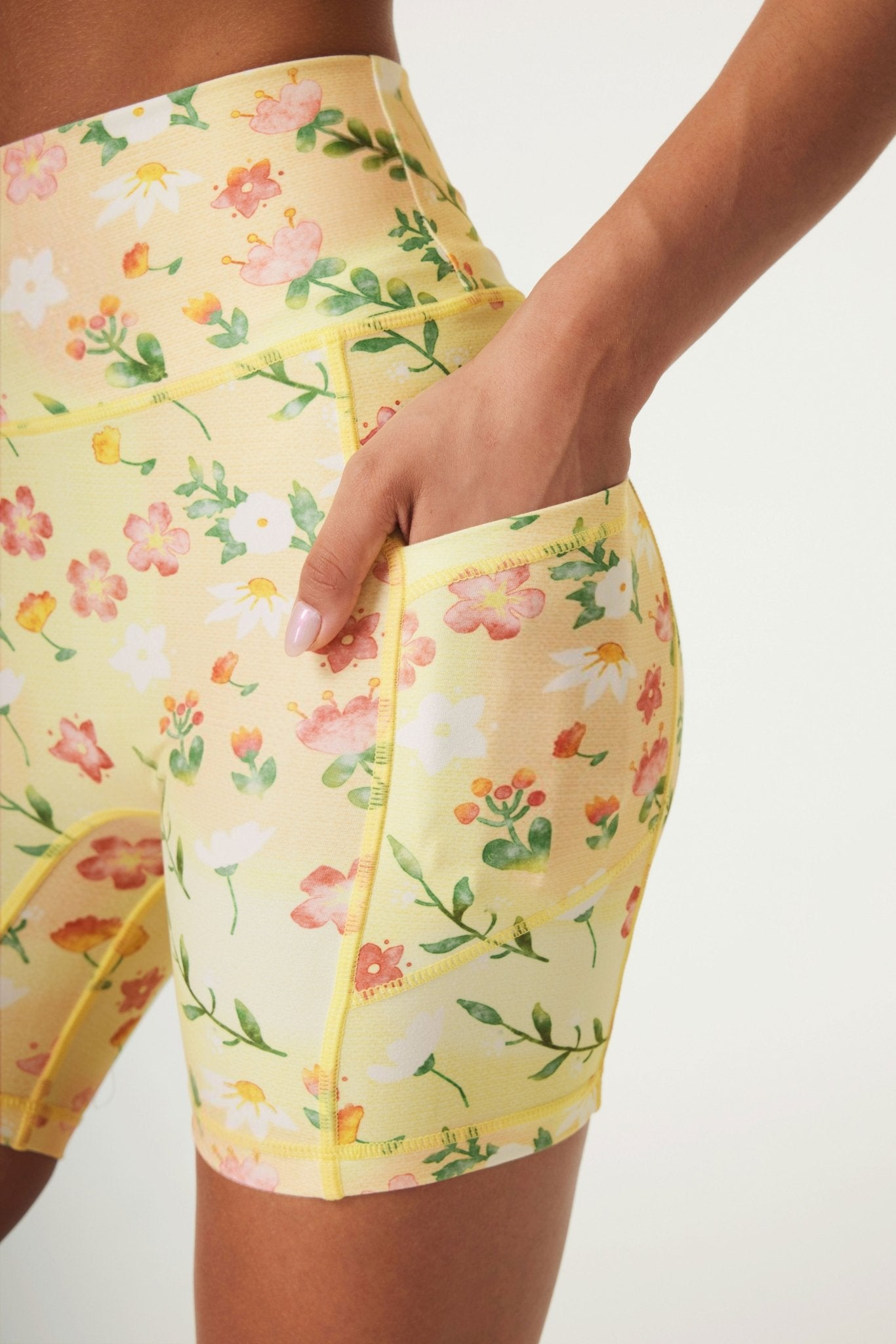 Blossom High - waisted Shorts - MYSILVERWIND