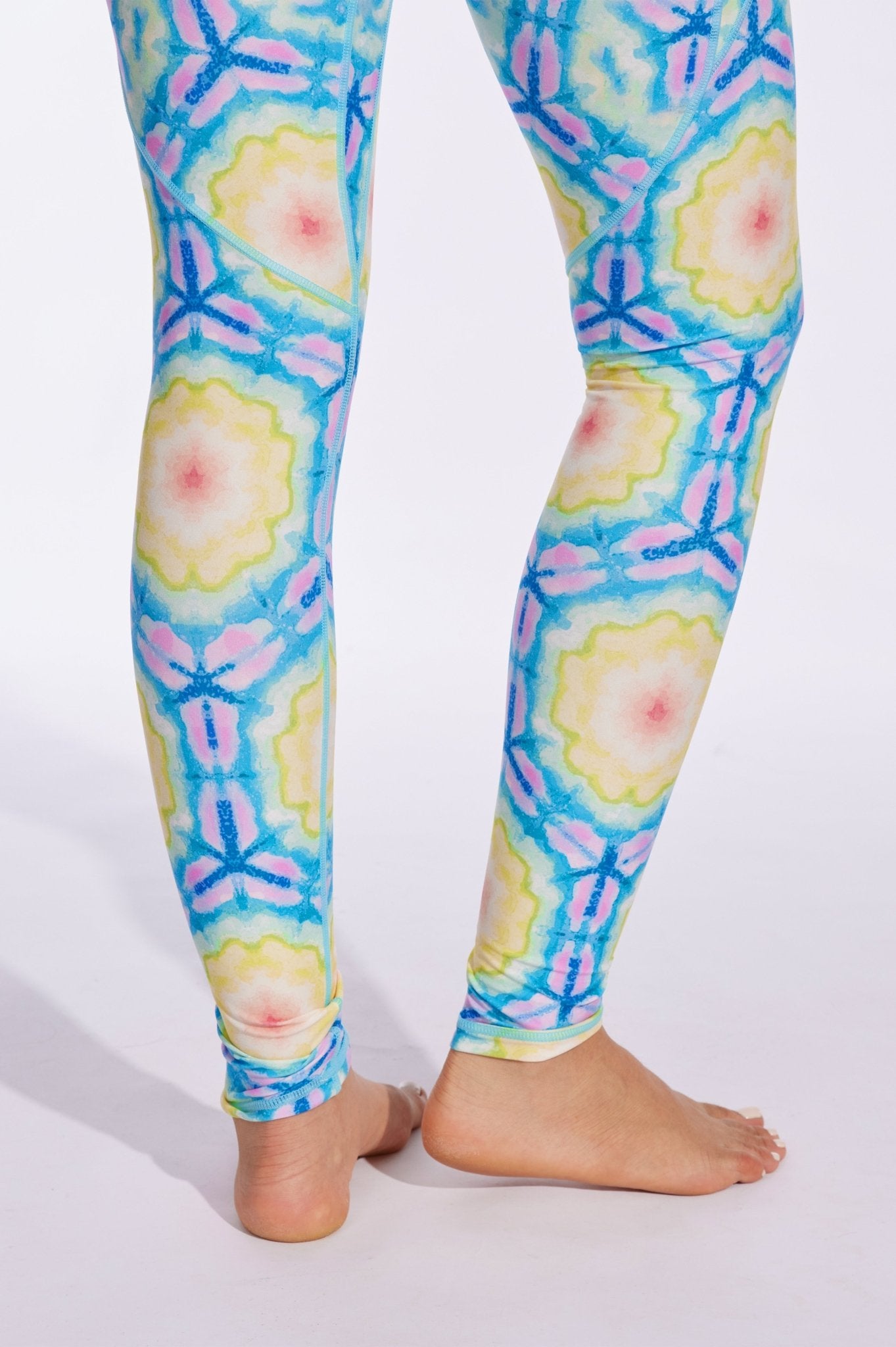 Bright Seaside Geometry High - waisted Leggings with Pockets - MYSILVERWIND