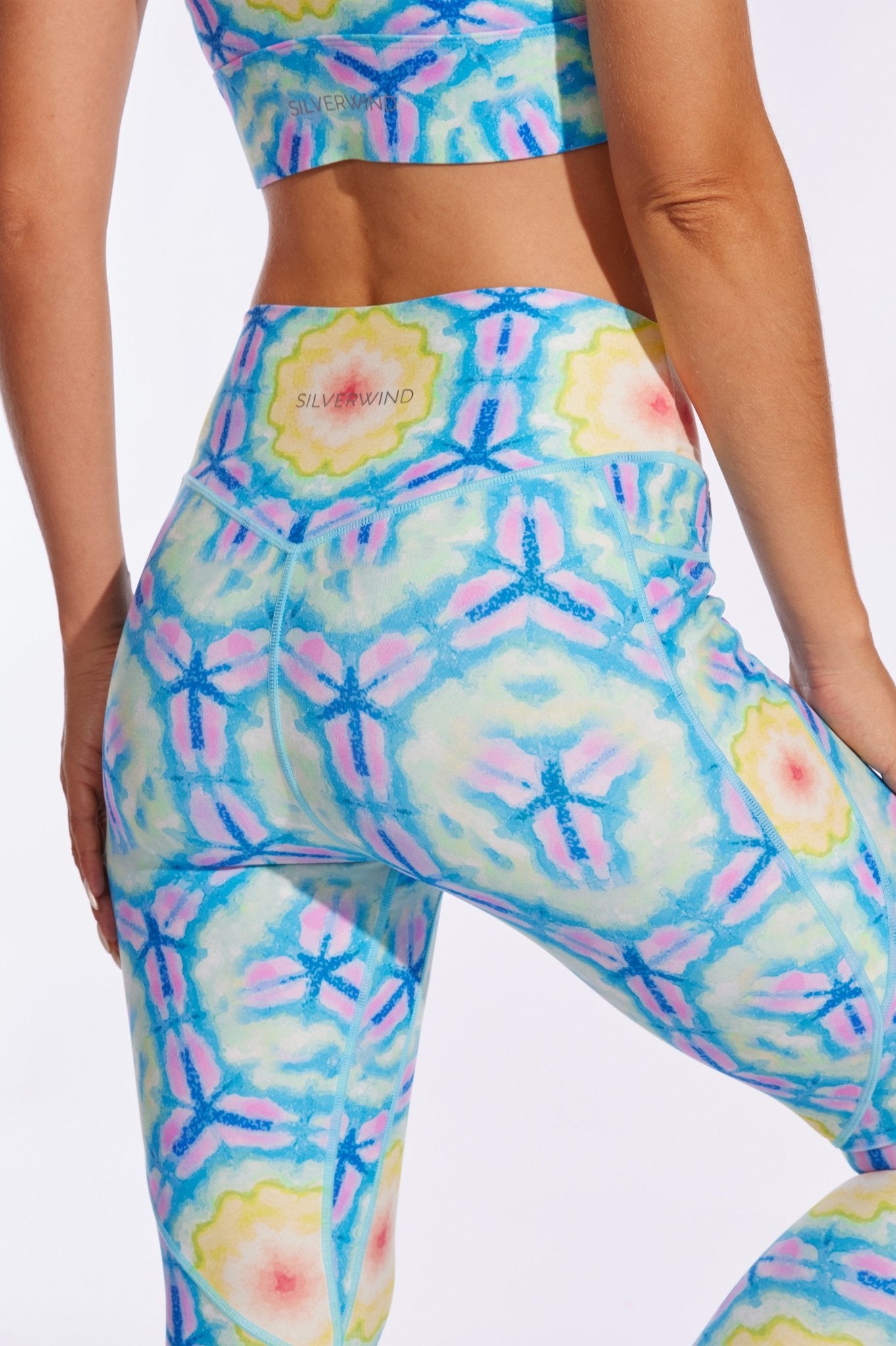 Bright Seaside Geometry High - waisted Leggings with Pockets - MYSILVERWIND