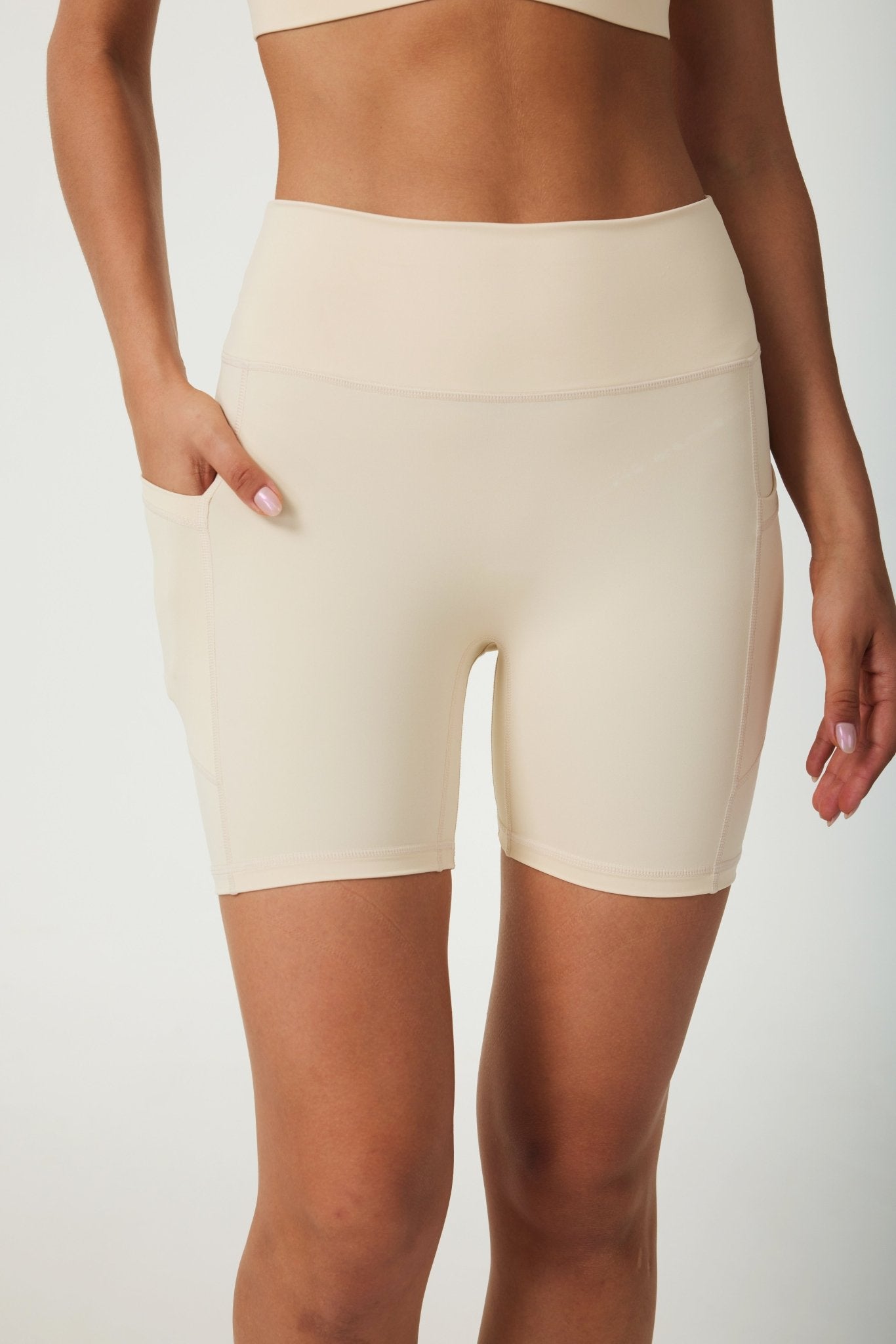 ButterySoft High - waisted Bike Shorts - Ivory White - MYSILVERWIND