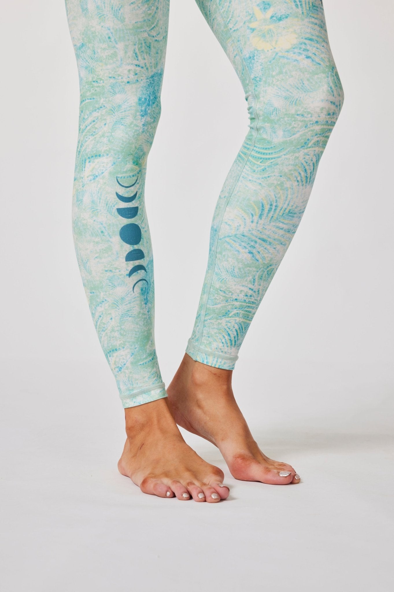 Eternity High - waisted Leggings - MYSILVERWIND