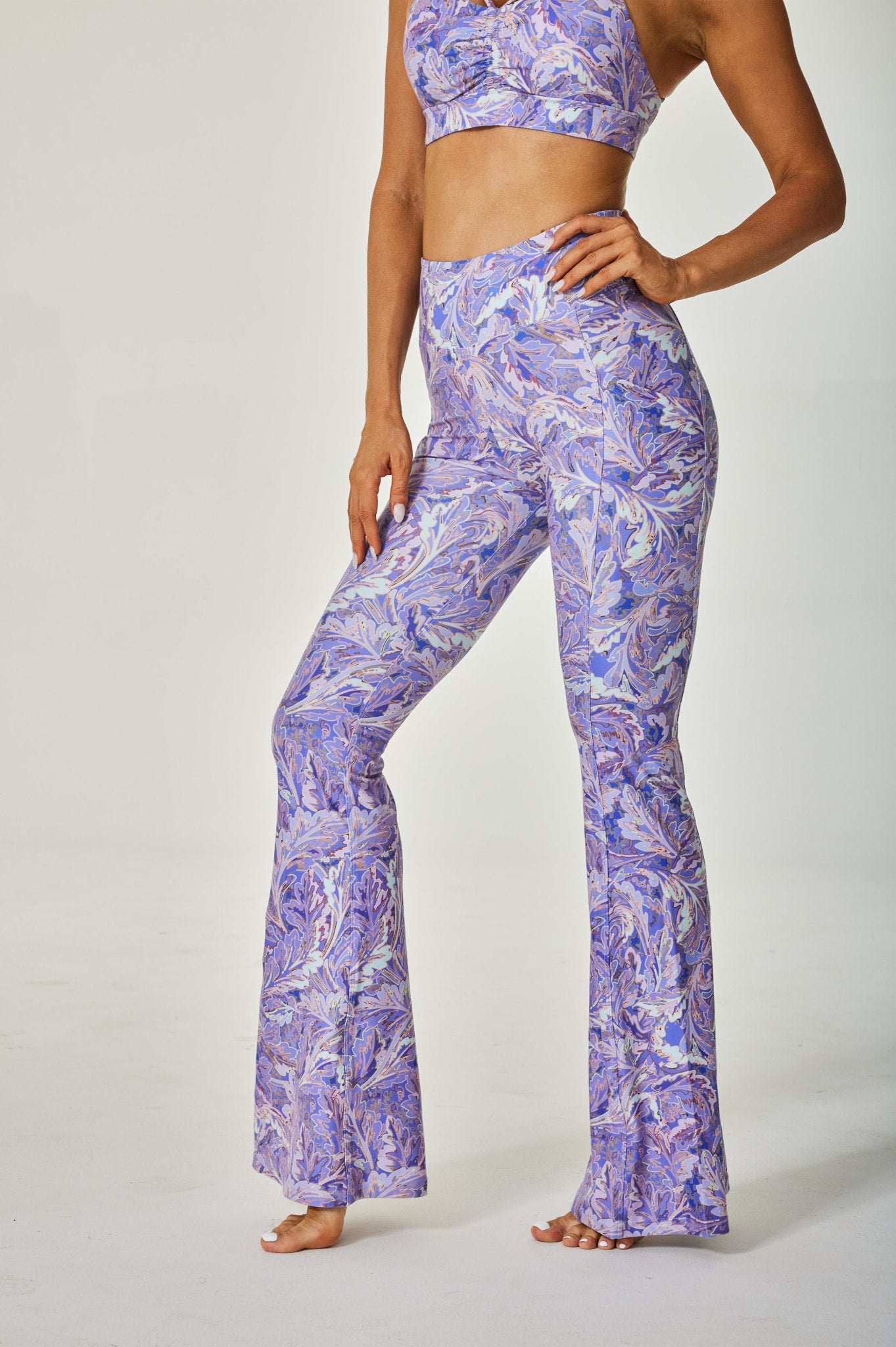 Herba High - waisted Flare Leggings - MYSILVERWIND