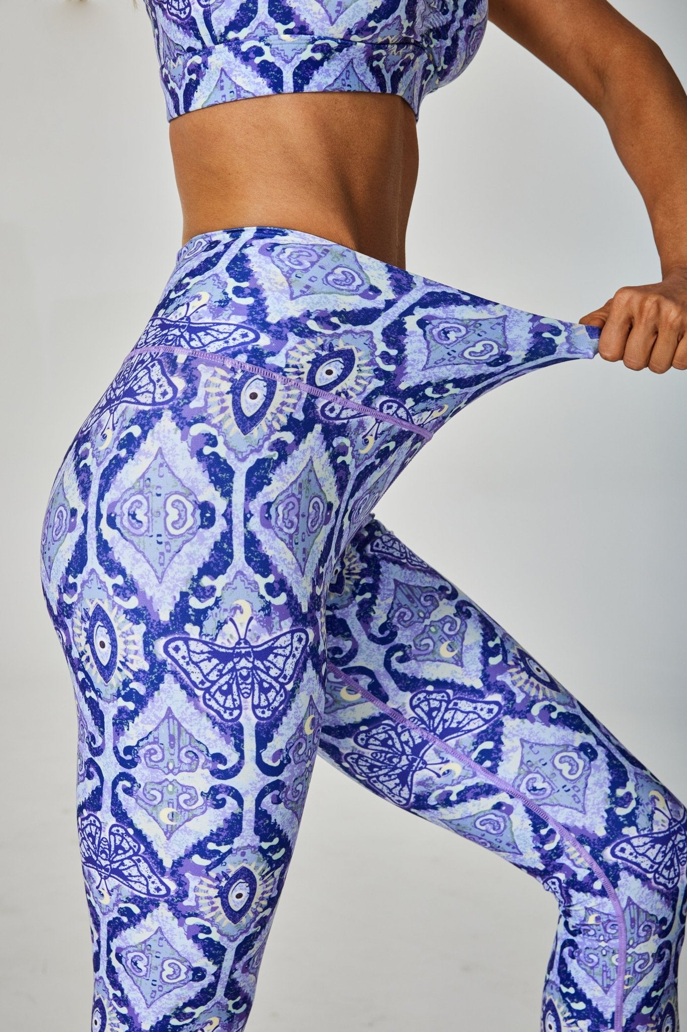 Lumen High - waisted Leggings - MYSILVERWIND