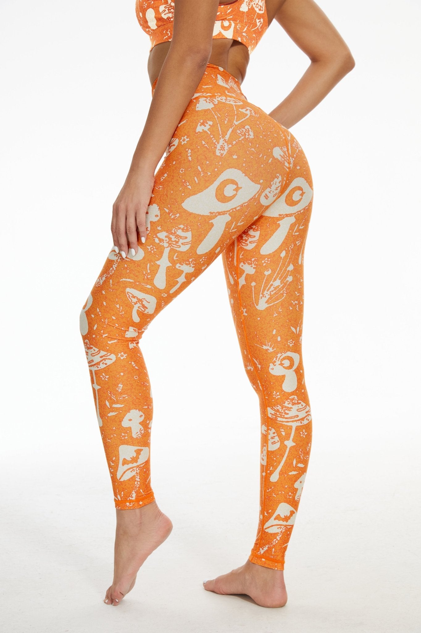 Mystic Mushroom High - waisted Leggings - MYSILVERWIND